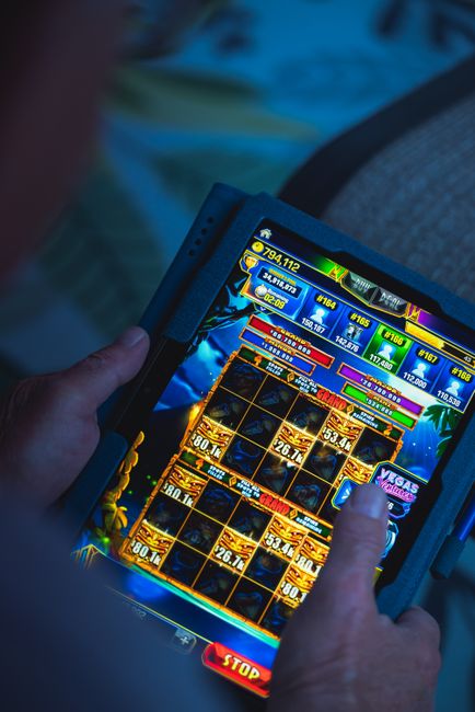 The Evolution and Mechanics of the Slot Machine: From Liberty Bell to Digital Reels