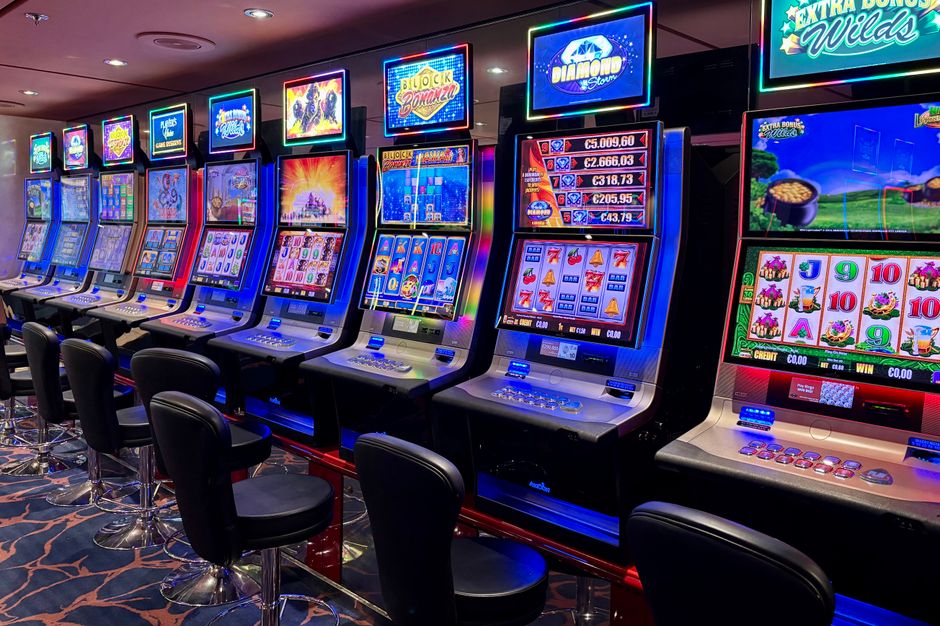 Unlocking the Mystery of the Slot Jackpot: Strategies, Myths, and Reality